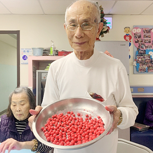 2021/2/26 長恩捏湯圓